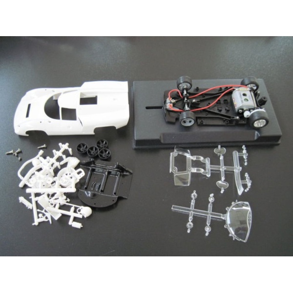 Thunderslot CA002KS/W Lola T70 CAN-AM White kit