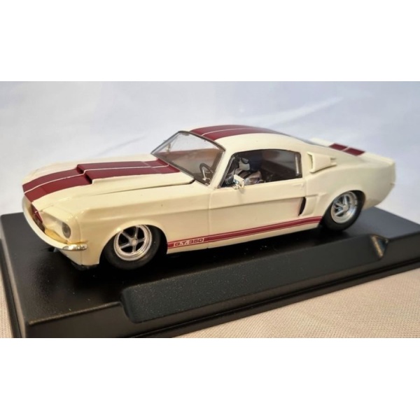 Thunderslot CA00502S/W Shelby Ford Mustang G.T. 350 White Wimbledon 1967